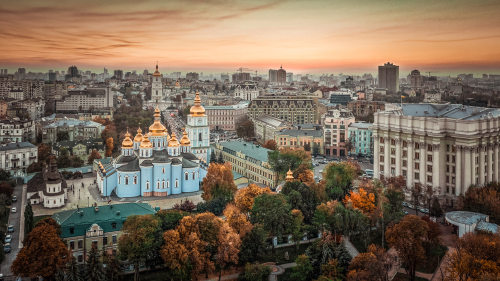 Autumn view of Kiev from the height of bird benefits.